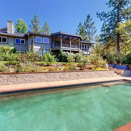 Robinhood Casita Villa